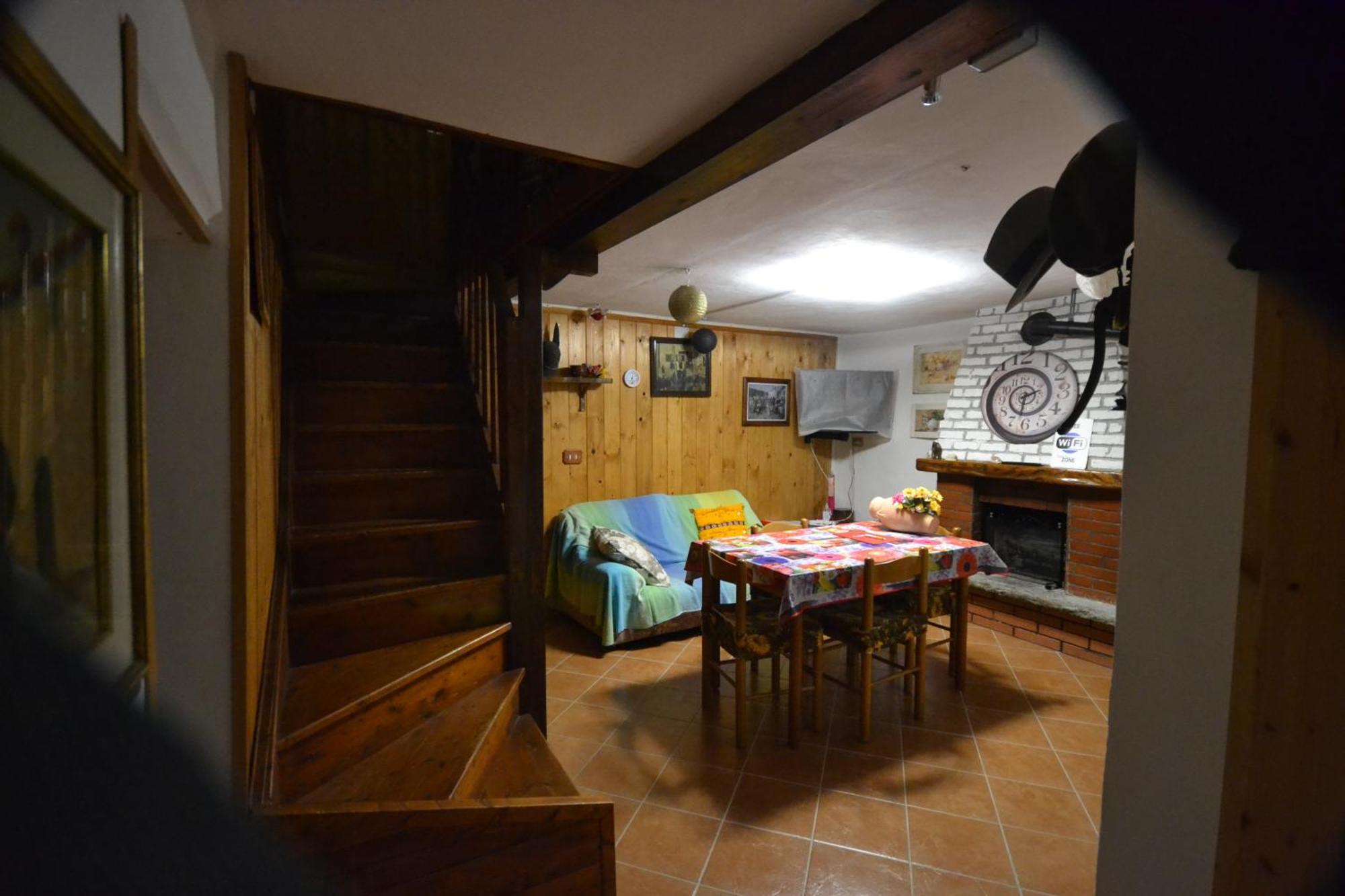 Casa Vacanze Mingos Lodio Di La Carpineta エクステリア 写真